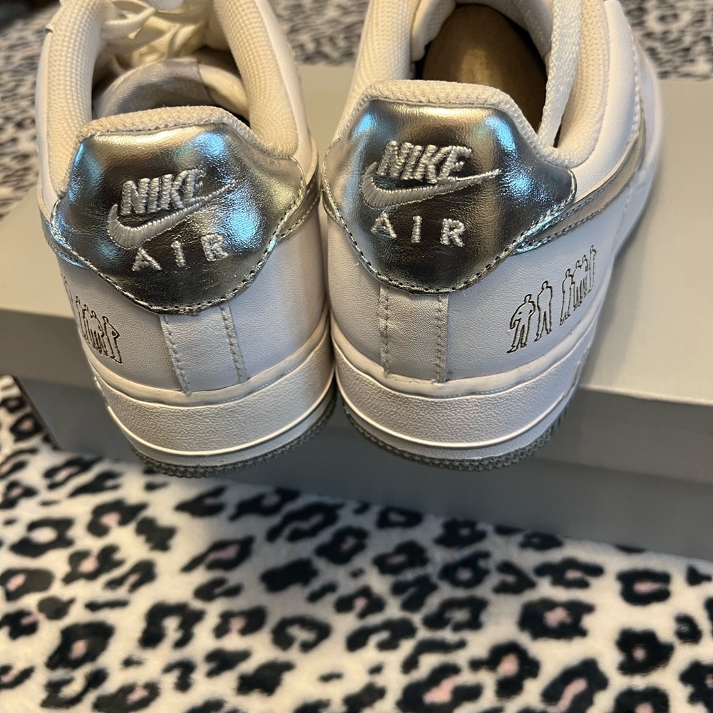 Nike Air Force XXV White and Silver Sneakers - Picture 6 of 6